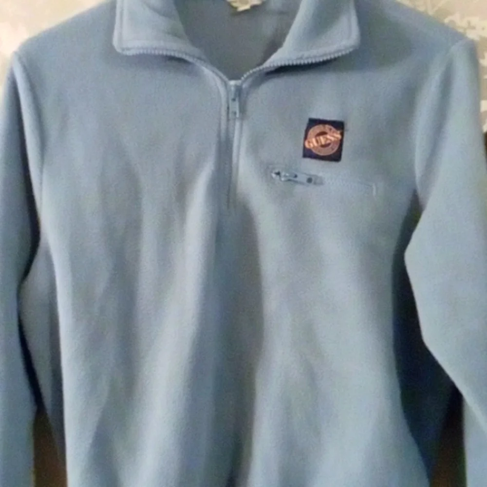 GUESS WOMEN FLEECE PULLOVER SZ.SMALL - Picture 2 of 4